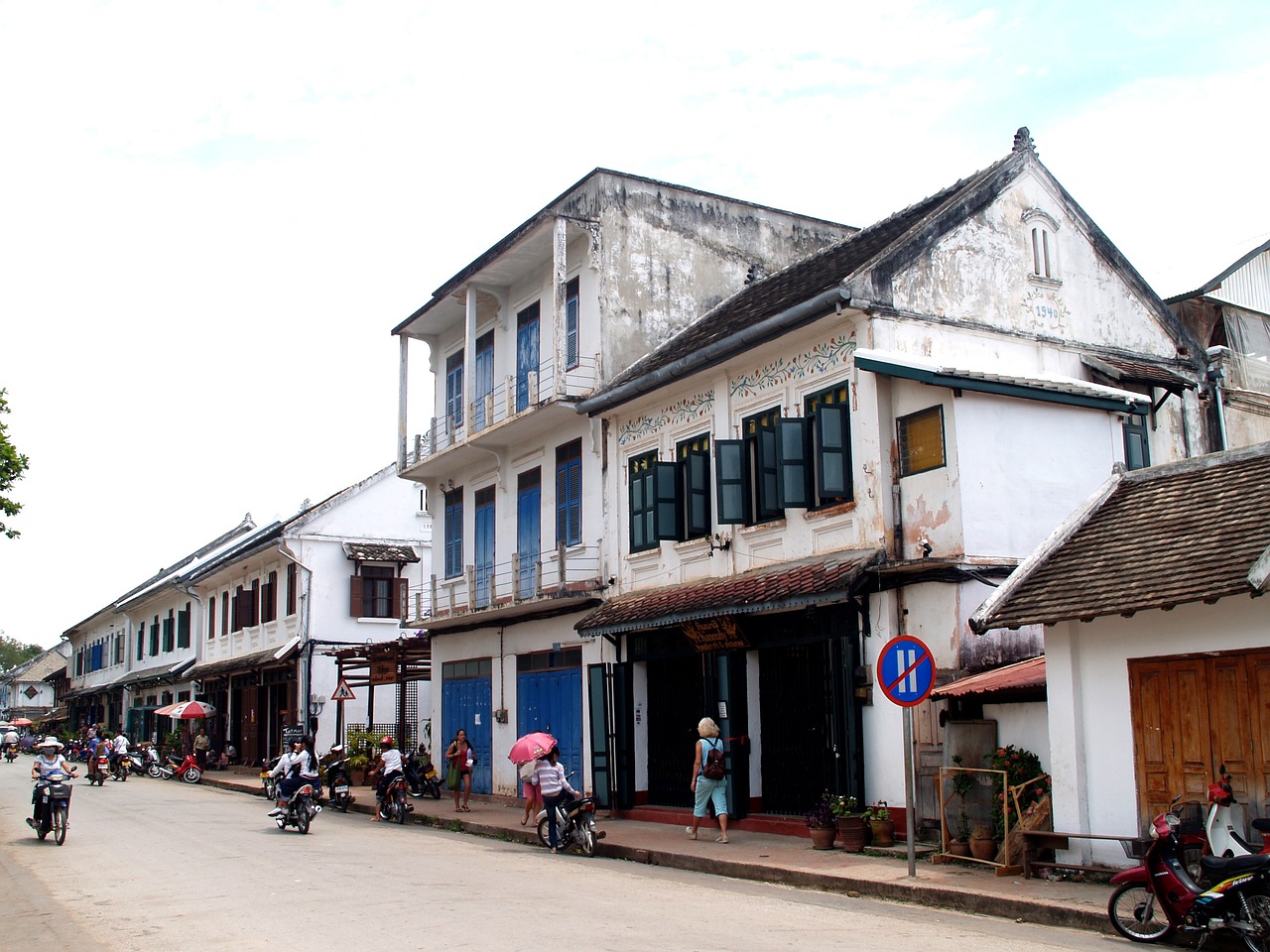 高碑店市和平路四季春花卉城（高碑店市和平路四季春花卉城地址） 全国水族馆企业名录 第5张