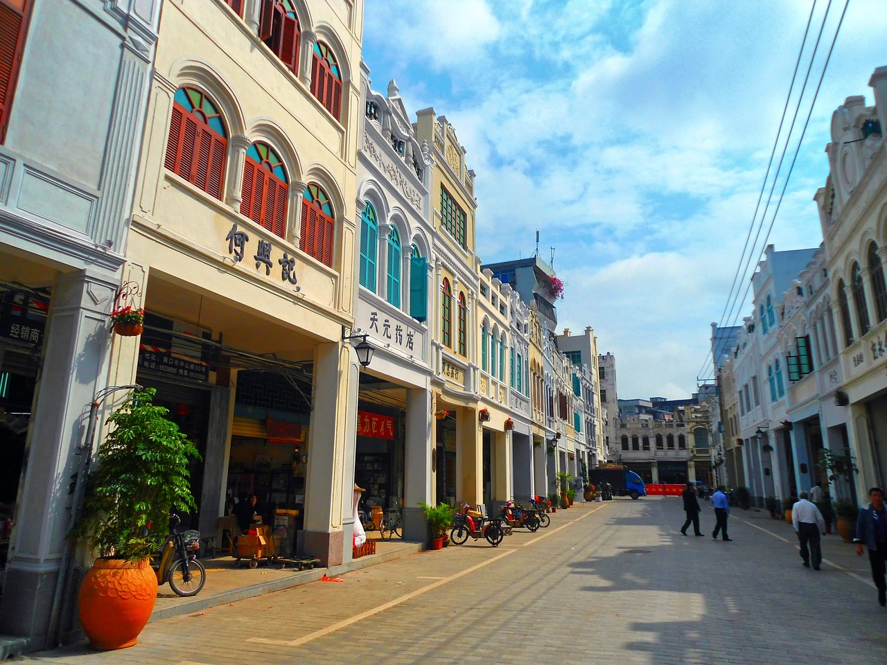 营口市鲅鱼圈区熊岳镇鸿运佳宝观赏鱼商店 全国水族馆企业名录 第1张