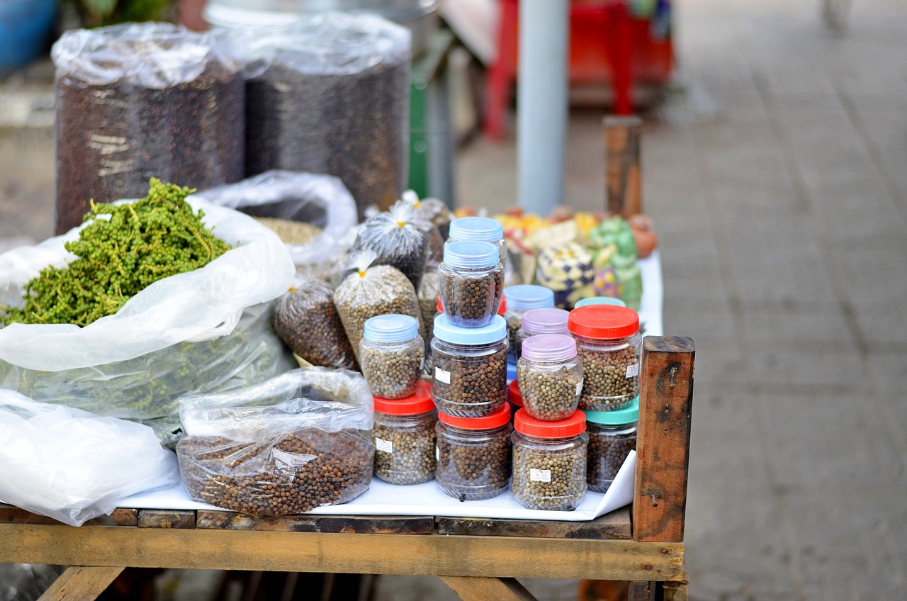 安阳花卉市场卖观赏鱼的店铺（安阳卖鱼的地方） 蓝底过背金龙鱼 第2张