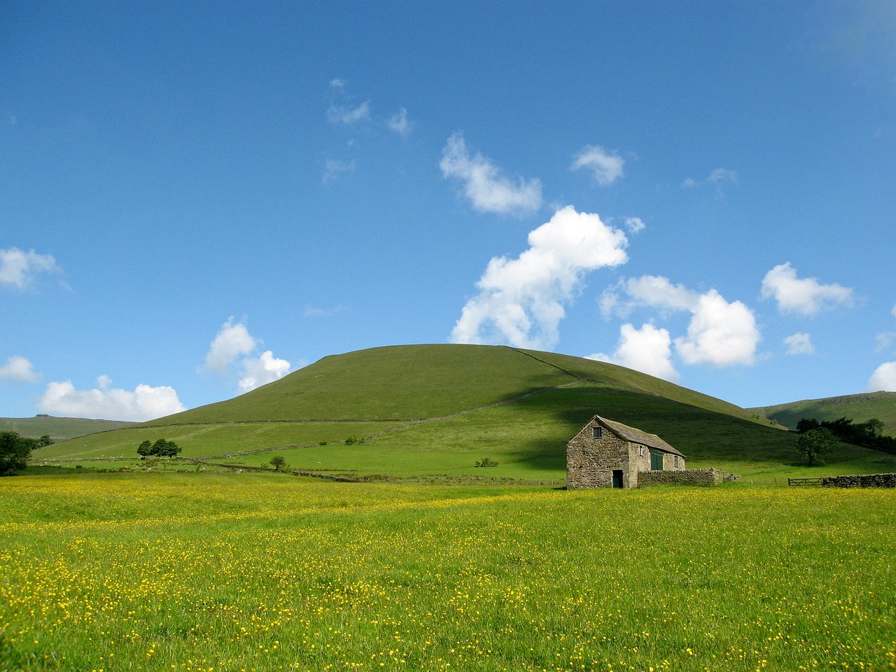 鞍山千山风景区鑫玲养殖（鞍山千山风景区鑫玲养殖场地址）