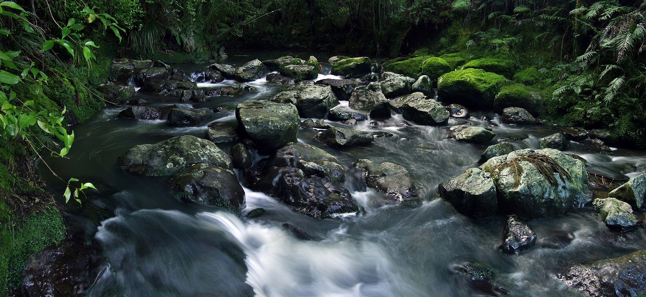 鱼缸小桥流水造景寓意好吗图片(鱼缸桥梁造景) 观赏龟/鳖饲料 第2张