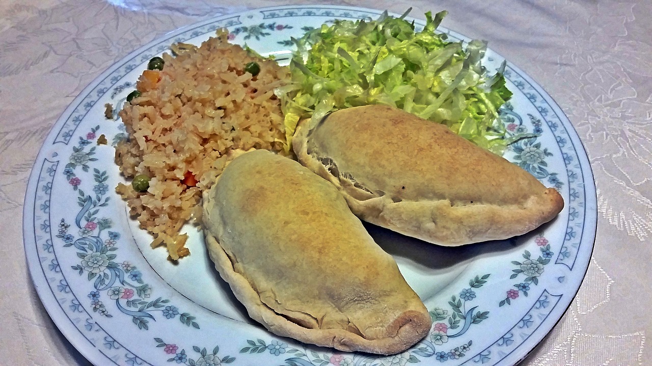 自制龙鱼饲料方法（龙鱼鱼食制作） 观赏鱼饲料 第2张