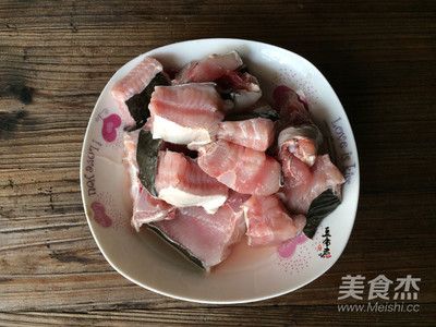 黑白魟鱼吃什么：黑白魟鱼的饮食习性 魟鱼百科 第1张