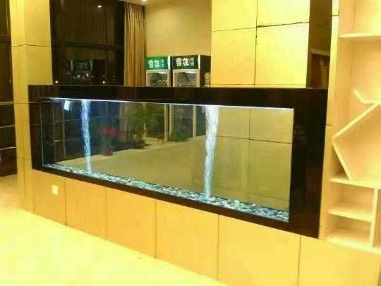 玻璃店定制鱼缸多少钱一套：玻璃店定制鱼缸价格