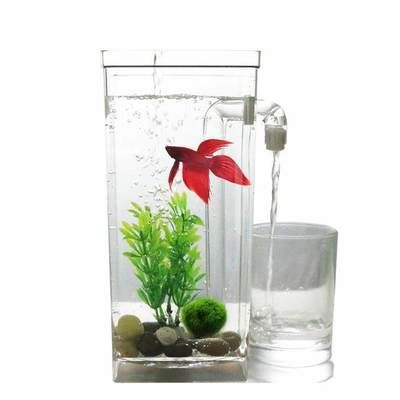玻璃瓶放在鱼缸里面有用吗：玻璃瓶可以放在鱼缸中作为装饰品，增加鱼缸的观赏性