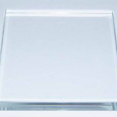 超白玻璃和普通玻璃鱼缸差别大吗：超白玻璃和普通玻璃鱼缸有什么区别？ 鱼缸 第1张