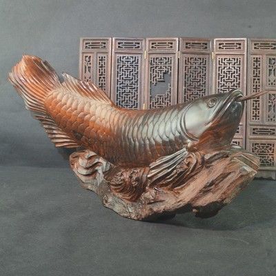 巨型金龙鱼木雕价格：巨型金龙鱼木雕价格可以达到280万人民币的价格