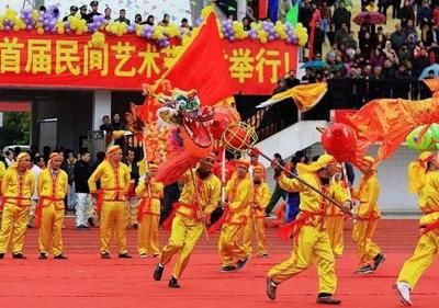 怀集龙鱼舞在肇庆表演：怀集龙鱼舞在肇庆市表演 龙鱼百科 第2张