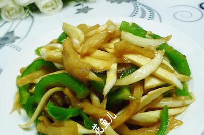 龙鱼须怎么炒好吃窍门：龙鱼须炒食是常见的烹饪方法之一：龙鱼须炒食的窍门