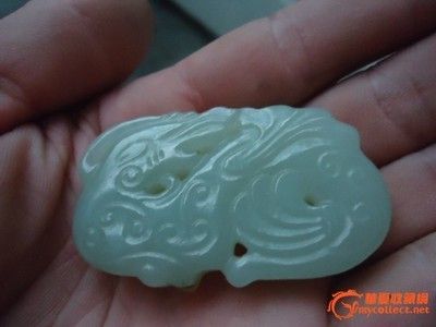 玉的龙鱼什么寓意和象征：玉器龙鱼什么寓意和象征