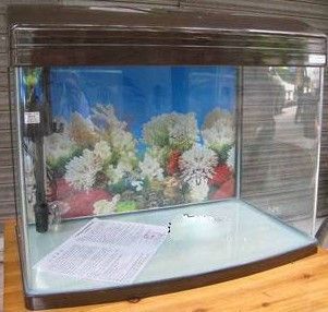 广州越美水族用品有限公司生产水族用品有限公司生产流水线：广州市越美水族用品