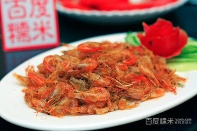 40公分龙鱼喂几个虾米（40公分的龙鱼每天喂食多少虾仁wen.baidu.com）