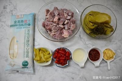 金龙鱼吃牛肉吗：金龙鱼可以吃牛肉,喂食注意事项,1.龙鱼可以吃牛肉吗 龙鱼百科 第2张