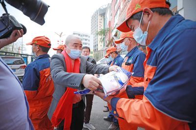 深圳金龙鱼老板（金龙鱼是什么公司？） 龙鱼百科 第3张