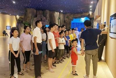 景德镇水族馆vs祥龙鱼场（探讨景德镇水族馆与祥龙鱼场的区别之前需要明确两者的基本信息和特点） 全国水族馆企业名录 第3张