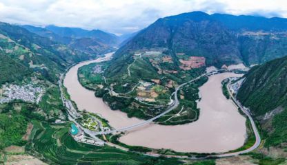 怒江傈僳族自治州龙鱼vs祥龙鱼场（怒江傈僳族自治州的龙鱼与祥龙鱼场的龙鱼各有优势） 全国水族馆企业名录 第4张