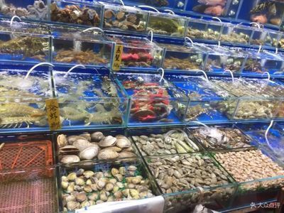 黄南藏族自治州水族馆vs祥龙鱼场（黄南藏族自治州水族馆信息） 全国水族馆企业名录 第1张