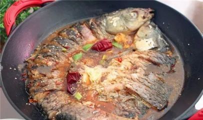 龙鱼喂猪肉还是羊肉，龙鱼应该喂猪肉还是羊肉，饲养者需要注意以下几点 龙鱼百科 第5张