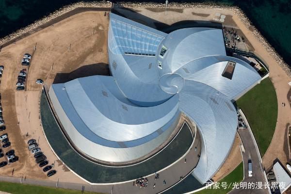 水族馆建筑：广州白云机场水族馆历史变迁,蓝色星球水族馆特色展览 水族馆百科（水族馆加盟） 第3张