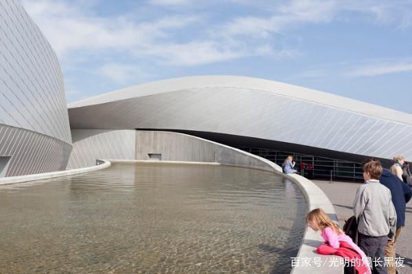 水族馆建筑：广州白云机场水族馆历史变迁,蓝色星球水族馆特色展览 水族馆百科（水族馆加盟） 第4张