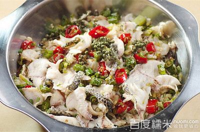 龙鱼和乌鱼哪个好吃些：乌鱼和龙鱼各有特色，选择哪种更好吃取决于个人口味和偏好 龙鱼百科 第3张