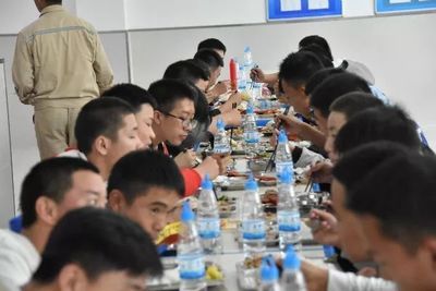 昆明金龙鱼烹饪班怎么样啊：昆明市盘龙职业高级中学“金龙鱼”烹饪班 龙鱼百科 第2张